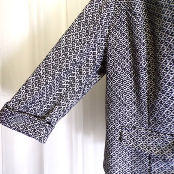 Jaclyn Smith Woman Blazer Plus Size 1X Black White Lined Geometric Print Button - Picture 6 of 9